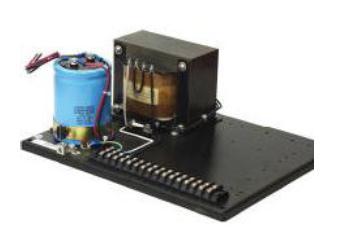 Navodila za izdelavo diplomskega dela Stran 8 Serija napajalnikov PS1600W je načrtovana tako, da zagotavlja najbolj idealno razmerje cene na Watt moči.