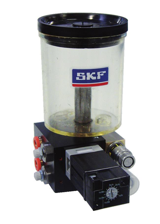 The SKF VectoLub system works with volumetric micropumps, which deliver very small quantities of lubricant (starting at 3 mm 3 ) at a high frequency to the friction point by the use of a bifluid