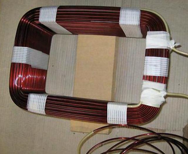 = TECHNICAL = PARAMETERS Structure of pole wheels made of separately wound field coils: Total weight up to 32 t Round-wire field coils: Up to 50 kg net weight Up to 1 m in length Field coils made of