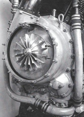LIETADLOVÉ MOTORY FIRMY BMW 2.2.4 BMW VII Získané skúsenosti v konštrukcii motora BMW VI chceli inžinieri uplatniť aj v konštrukcií motora BMW VII. Jeho vzletový výkon sa podarilo zvýšiť až na 750 hp.