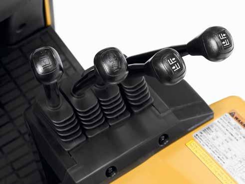 battery. Full hydrostatic power steering Minimizes the steering effort regardless of speed, providing better lift truck control and maneuverability.