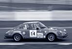 At the same time, some adults - who would no doubt have liked to complete a few quick circuits in a real car admired the vehicles showcased by the Porsche Centre Siegen and