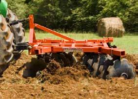 TH SERIES Lift Tandem Disc Harrows Designed for 35 to 55 horsepower tractors Available in 6 4, 6 8 and 8 cutting widths Notched blades standard/plain blades optional 3 Heavy square tube main frame 1