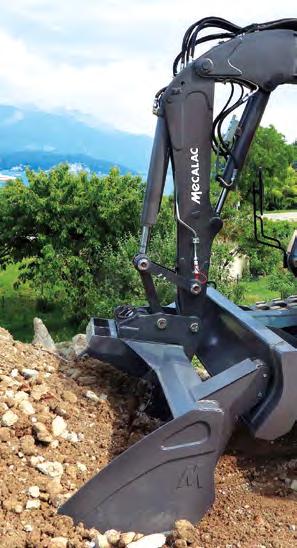 As the MCR are the only compact loaders with totale rotation on the market, in addition with the exceptional speed until 10 km/h,
