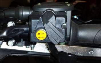 The mode lever (A) is moved to the left and the switch button is pushed in. Four-wheel drive LOCK (4WD-LOCK) : Power is supplied to the rear and front wheels.
