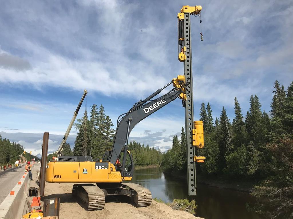 TECHNOLOGY UPDATE Big Things Really do Come in Little Packages Berminghammer s new EML30 excavator-mounted pile driving unit offers portability, costs savings and could change the way some