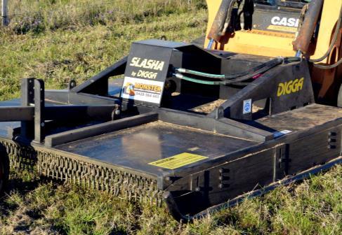 Slasher Features & Benefits Skid Steer Loader Slasher Specifications Multi-fit pickup Adjustable height 40-140mm Chain curtain for debris suppresion Twin blade, dual rotation, single cutting bar