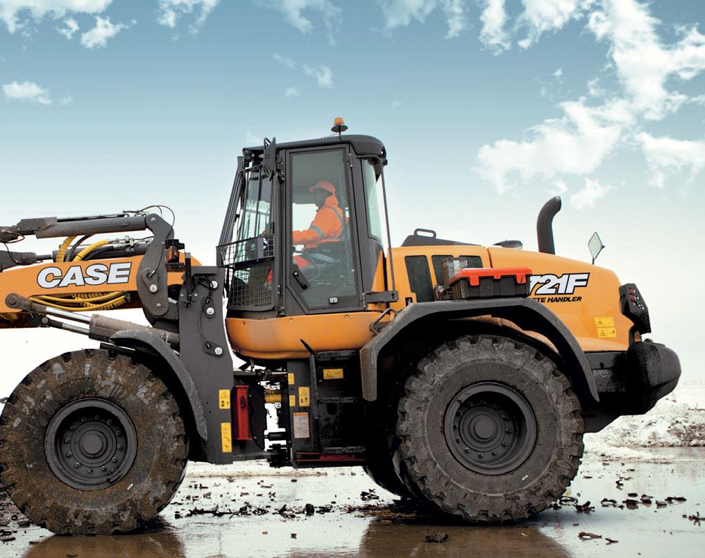 HERITAGE A TRADITION OF INDUSTRY FIRSTS 2011 The first wheel loaders with SCR engine technology and Proshift transmission lead to faster cycles and fuel economy.