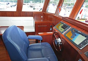 WHEEL HOUSE Our Wheel house have been designed for effective operation and functional maneuvering of the vessel, with all