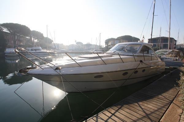 WINDY 43 TYPHOON 2002 PRICE: 139,000 INC VAT Ref:PB1410 2002 WINDY 43 TYPHOON SPORTS YACHT, FITTED WITH: Twin Volvo Penta TAMD74-EDC (480hp each) White hull Hardtop with electric sunroof Sleipner 7hp