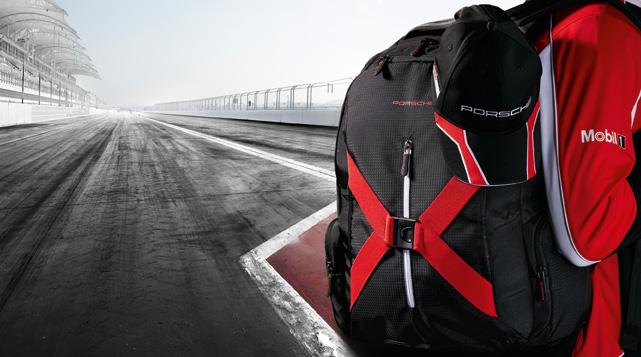 Side sections made from elastic material. Water column: 3,000 mm, breathability: 3,000 g/m 2 /24 h. 100 % polyester. In black/white/red. WAP 805 0XS-3XL 0H [ 2 ] Sports bag Motorsport.