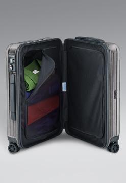 suitcase into your Porsche and to lift it out Robust, ultra-light RIMOWA suitcase with four Multiwheel Robust, ultra-light RIMOWA suitcase with four Multiwheel Robust, ultra-light RIMOWA suitcase