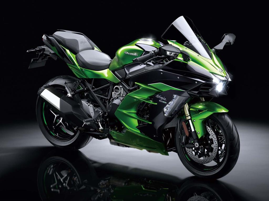 CONCEPT AND ADVANTAGES The supercharged Ninja H2 was created to offer riders something they had never experienced. But Kawasaki s answer to the ultimate motorcycle was merely the opening act.