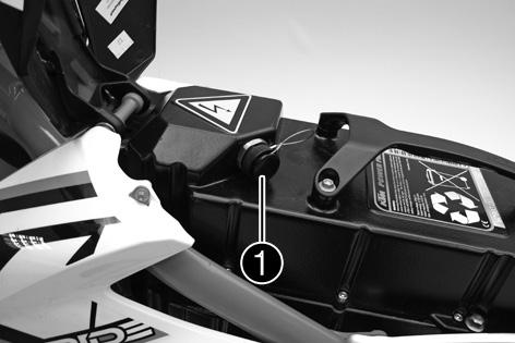 4 RIDING INSTRUCTIONS 9 4.1 Starting procedure Preparations: - Install the KTM PowerPack, see Section 5.1.3.