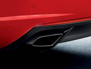 SEATS The comfortable upholstery in a combination of Alcantara /leather is adorned with red or grey