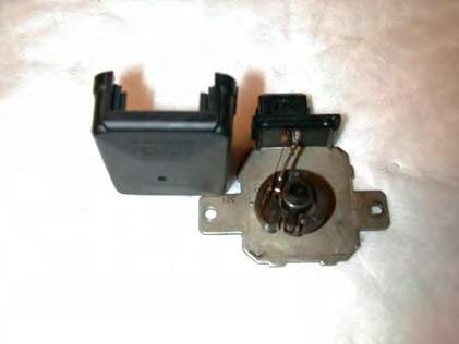 Throttle Valve Switch Located on the flywheel side of the