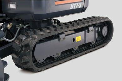 ouble-flanged track roller & short-pitched rubber crawler Like many higher-end excavators, the