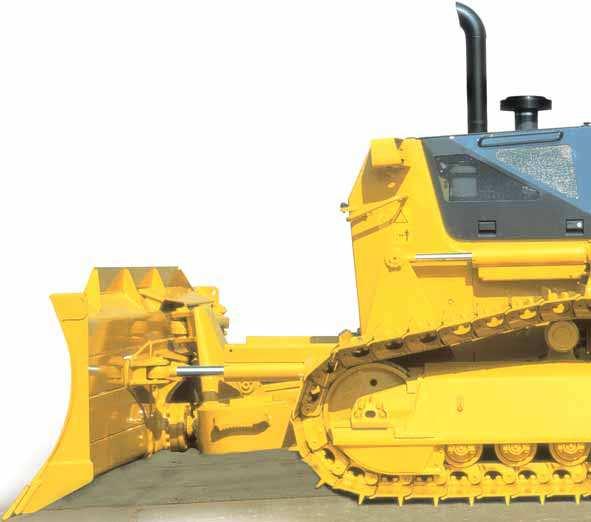 WALK-AROUND Komatsu-integrated design For the best value, reliability, and versatility. Hydraulics, power train, frame, and all other major components are engineered by Komatsu.