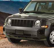 AUTHENTIC JEEP ACCESSORIES FOR OUTGOING LIFESTYLES. 1 2 3 1. ROOF-MOUNT CANOE CARRIER.