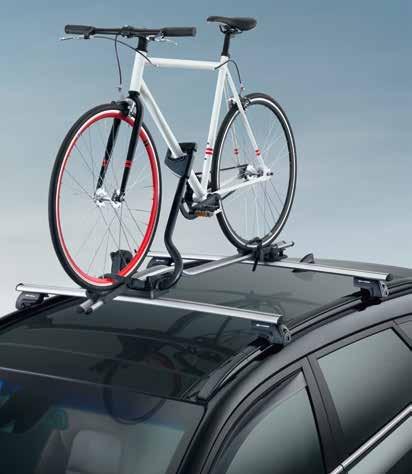 For even more storage space you can opt for the Ski & snowboard carrier 600 for up to 6 pairs of skis or 4 snowboards.