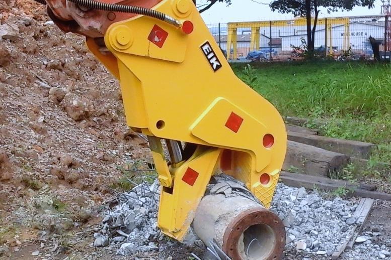 Secondary crushing applications. Crushing of industrial material. Handling of waste material for recycling industry.