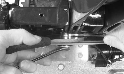 Locknut Hold steering friction lever at full starboard position (increased friction).