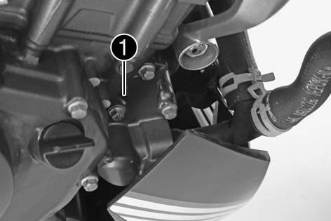 15 COOLING SYSTEM 134 15.1 Cooling system Water pump in the engine circulates the coolant. The pressure resulting from the warming of the cooling system is regulated by a valve in radiator cap.