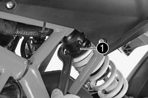 10 TUNING THE CHASSIS 75 10.1 Adjusting the spring preload of the shock absorber Danger of accidents Modifications to the suspension settings can seriously alter the vehicle's ride behavior.
