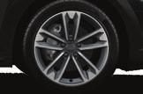 Standard Equipment and Options Wheels and Suspension 18 alloy wheels in 5-V-spoke design, contrasting grey, partly polished with 245/45 tyres