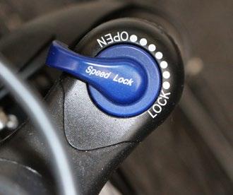 You can measure the tyre pressure yourself by using a tyre gauge. Alternatively, you can contact your cycle dealer. 3.