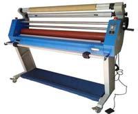 Gfp MACHINE OVERVIEW WIDE FORMAT LAMINATORS RUGGED DESIGN PROFESSIONAL QUALITY PROVEN PREFORMANCE ECONOMICALLY PRICED 865-DH-1 847-DH-1 563-TH-2 363-TH 355-TH 255-C 230-C Heat / Cold Dual Heat Top