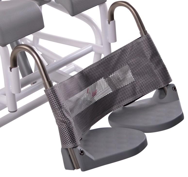 preventing the legs to fall behind. It supports the entire lower leg, thus giving the user greater comfort and security.