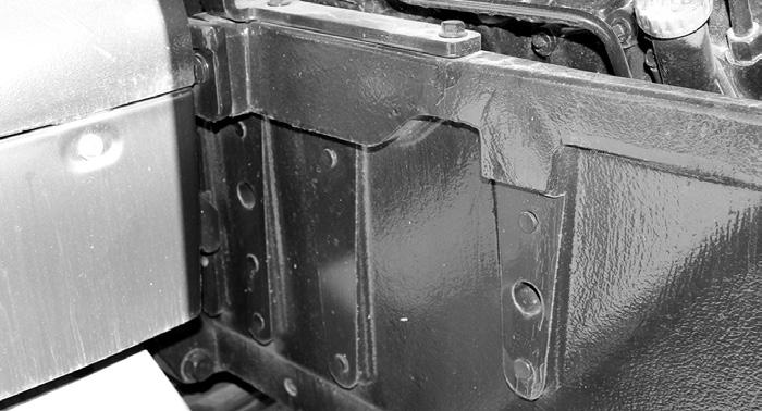 Figure A5 Magnum Series -- Right Side Bolt Pattern Style C (large frame) Style B -- MX, MX Magnum & Magnum Series (Small Frame) Side mount frames bolt to the transmission