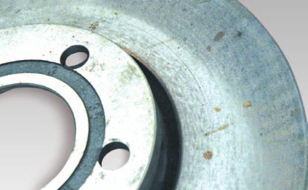 Brake discs for passenger car brakes Thickness variation in friction ring