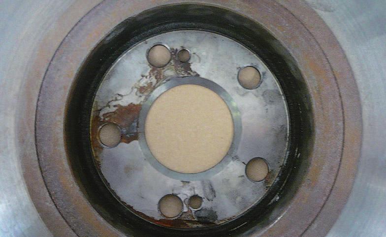 Brake discs for passenger car brakes Fault during the casting process.