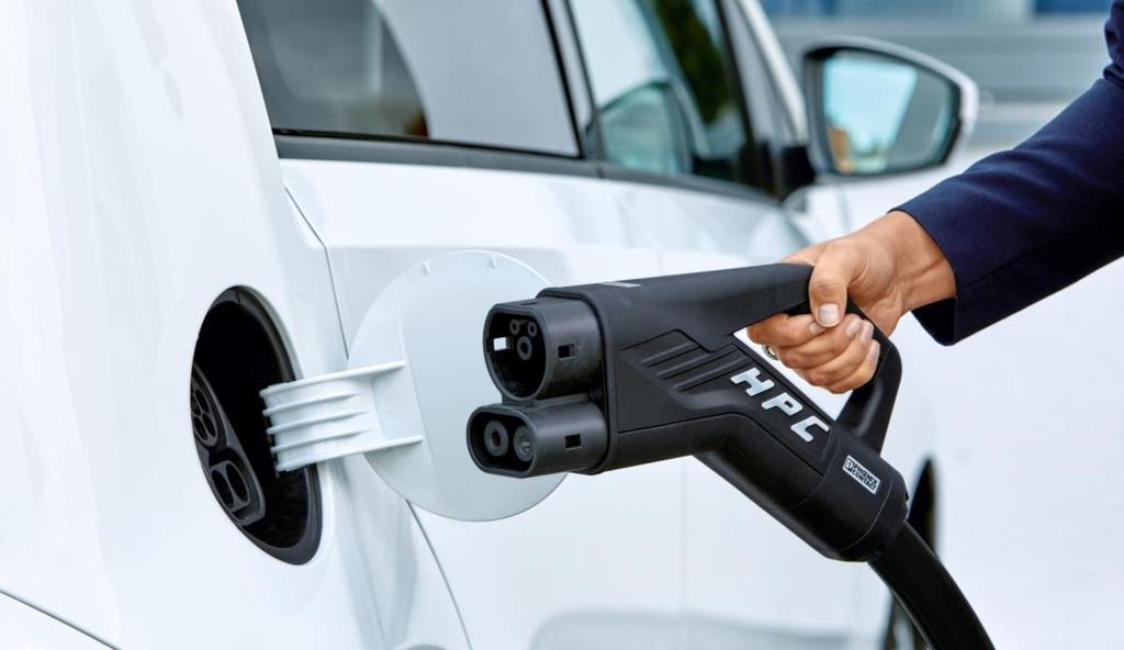 Fast charging enters a new dimension This makes electromobility suitable for everyday use!