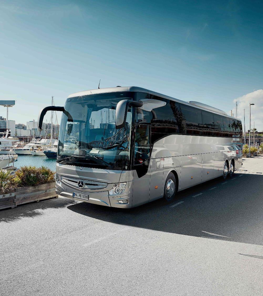 Daimler Buses Sales increase by 9% mainly driven by Latin America in thousand units 26.2 3.8 4.9 4.9 3.8 28.7 3.9 5.5 7.2 3.4 Rest of world Latin America (excl.