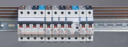 DISTRIBUTION BLOCK SUPPLY VIA THE POWER SUPPLY MODULE PROVIDED CONNECTION MODULES Set of 4 connection modules (L1, L2, L3, N) for 1 module/pole devices OPTIMISED DISTRIBUTION HX 3 125 A horizontal