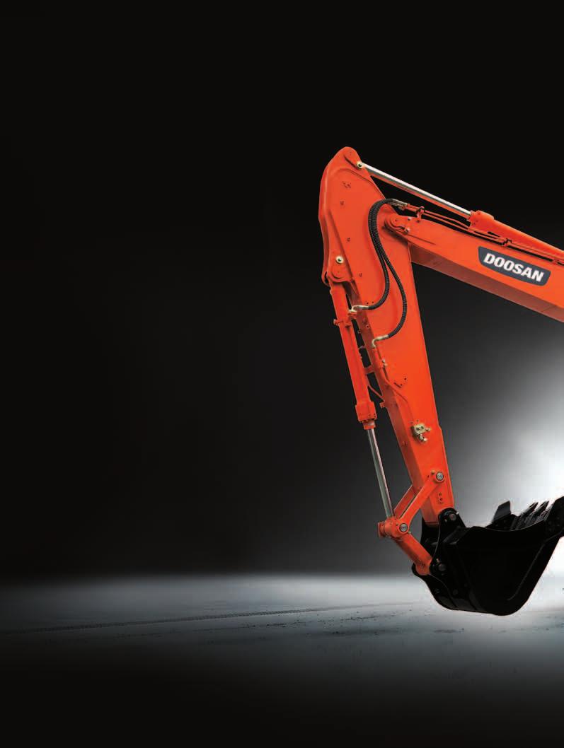 DX140LCR - a worldwide reference for power, performance, compactness, stability & comfort. Specifically designed for work in confined areas, DX140LCR has a reduced short tail swing profile (1.
