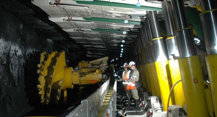 5 10 successful years of Polish mining machines at Carborough Downs mine Longwall depth: 180m underground