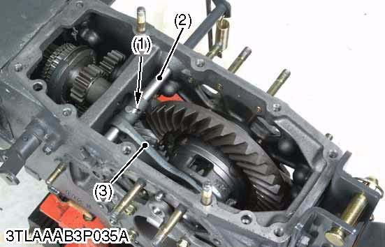 (1) PTO Counter Shaft (2) Bearing Cover (3) External Snap Rig (4) Bearing (5) Thrust Collar (6) 39T Gear (7) 23T Gear (8) Bearing