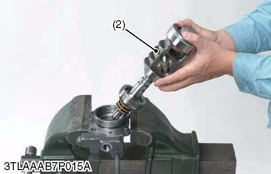 Tightening torque Lock nut 88.3 to 107.9 N m 9.0 to 11.1 kgf m 65.1 to 80.