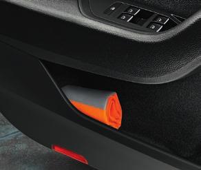 A dual drinks holder can also be found on the centre console.