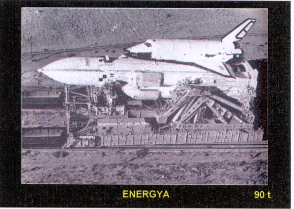 Energya was propelled at lift off by four kerosene/oxygen boosters and a central core using hydrogen and oxygen.