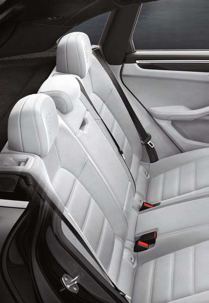 Multitasking Comfort Lean back? Yes. Put your feet up? No. Comfort. Interior architecture Five doors. Five seats. Excellent everyday practicality and an elevated sitting position.