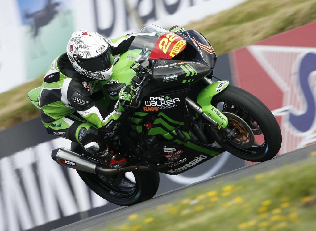 MASON LAW RIDING THE CHRIS WALKER RACE SCHOOL ZX-6R IN THE PIRELLI SUPERSPORT 600 CHAMPIONSHIP SHOWN USING