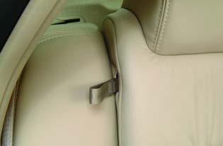 A convenient handle is located in the top inside of the deck lid. Use the handle to easily pull down the deck lid when closing it.