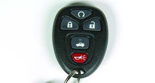 6 Getting to Know Your LaCrosse Remote Vehicle Start (if equipped) Use the Remote Keyless Entry transmitter (key fob) to start the engine from outside the vehicle.