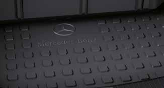 Illuminated door sill panels A distinctive, eye-catching accessory, whether in daylight or at night Mercedes-Benz lettering illuminated in brilliant white, set in an elegant ground stainless steel