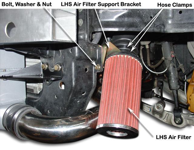 19 Feed the LHS air filter assembly hose onto the LHS compressor entry duct and retain using 50/70 mm hose clamp (Item 11).